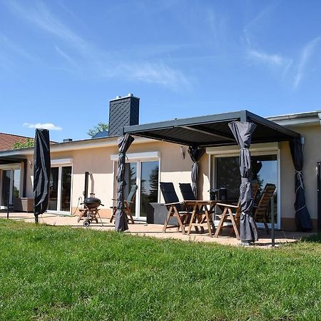 Barrierefreie Ferienwohnung Trueben Bornum Bagian luar foto