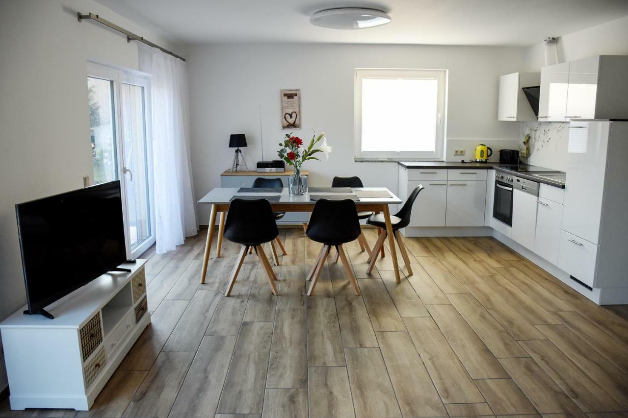 Barrierefreie Ferienwohnung Trueben Bornum Bagian luar foto